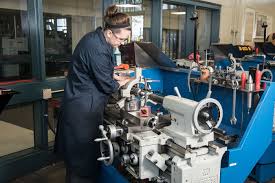 Diploma in Machinist