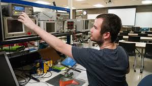 Diploma in Technician (TECH)